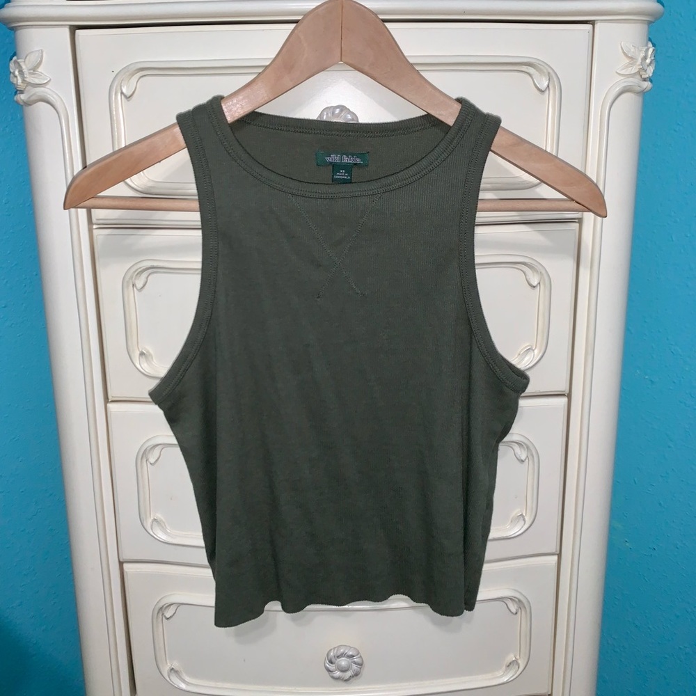• Olive green ribbed tank top